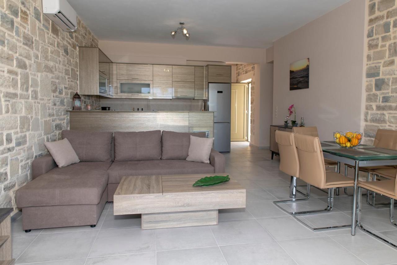 Aeonios Luxury Villa ปิตซีเดีย ภายนอก รูปภาพ